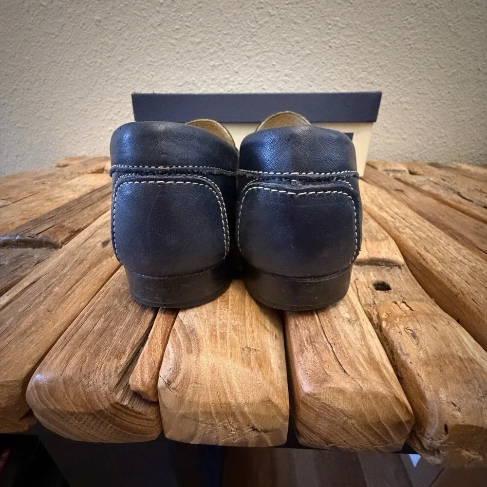 Facconable Navy Blue Leather Driving Moccasins Loafers Women Size 7 M